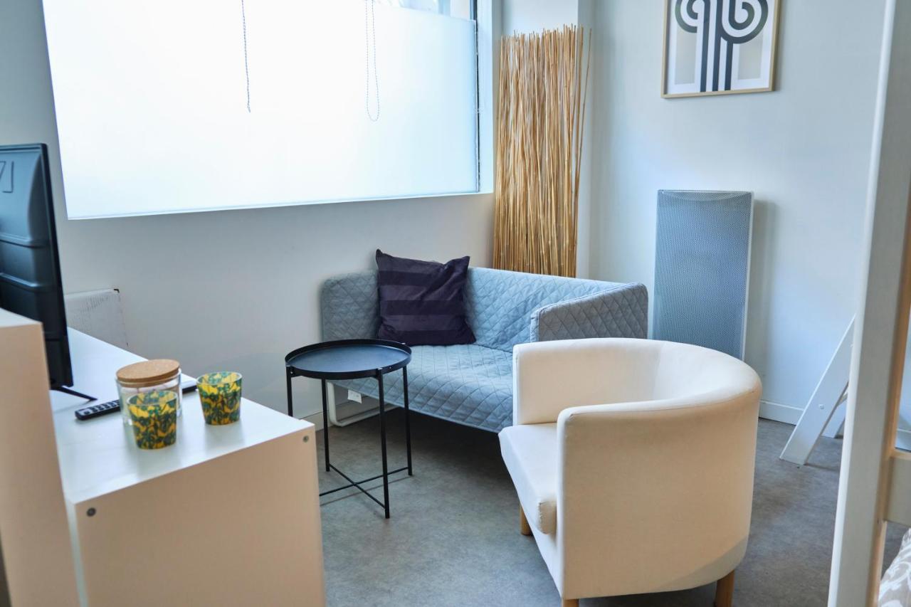 Suite Hanoi Villeurbanne Bagian luar foto