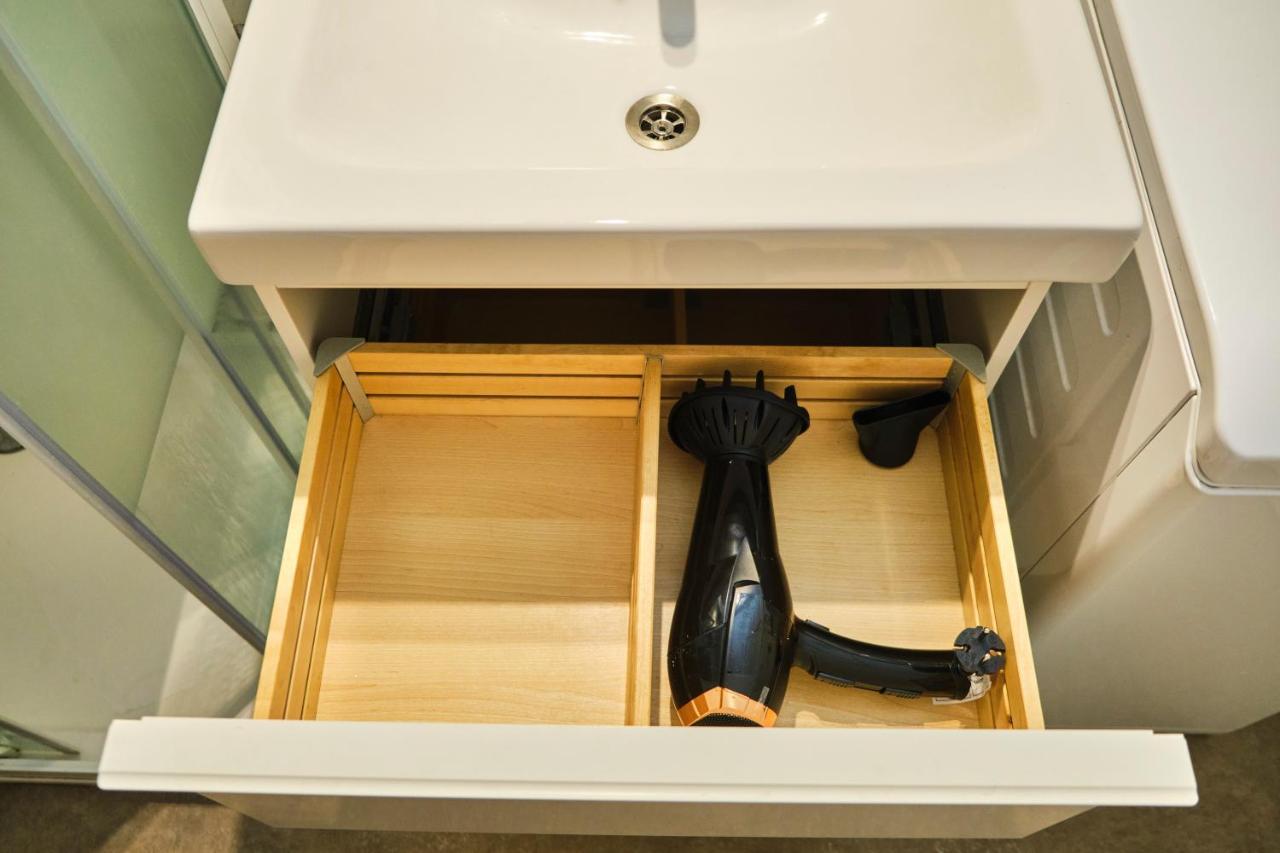 Suite Hanoi Villeurbanne Bagian luar foto